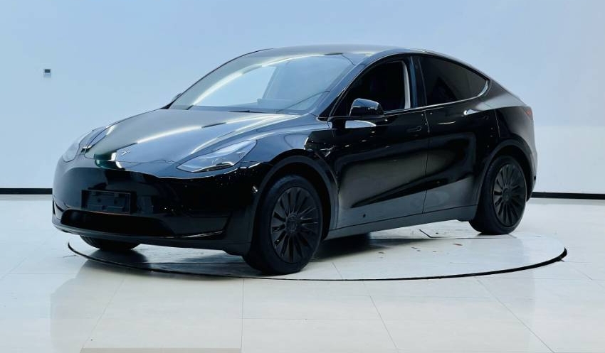 Tesla Model Y 2023 Tesla Model Y 2023 car image