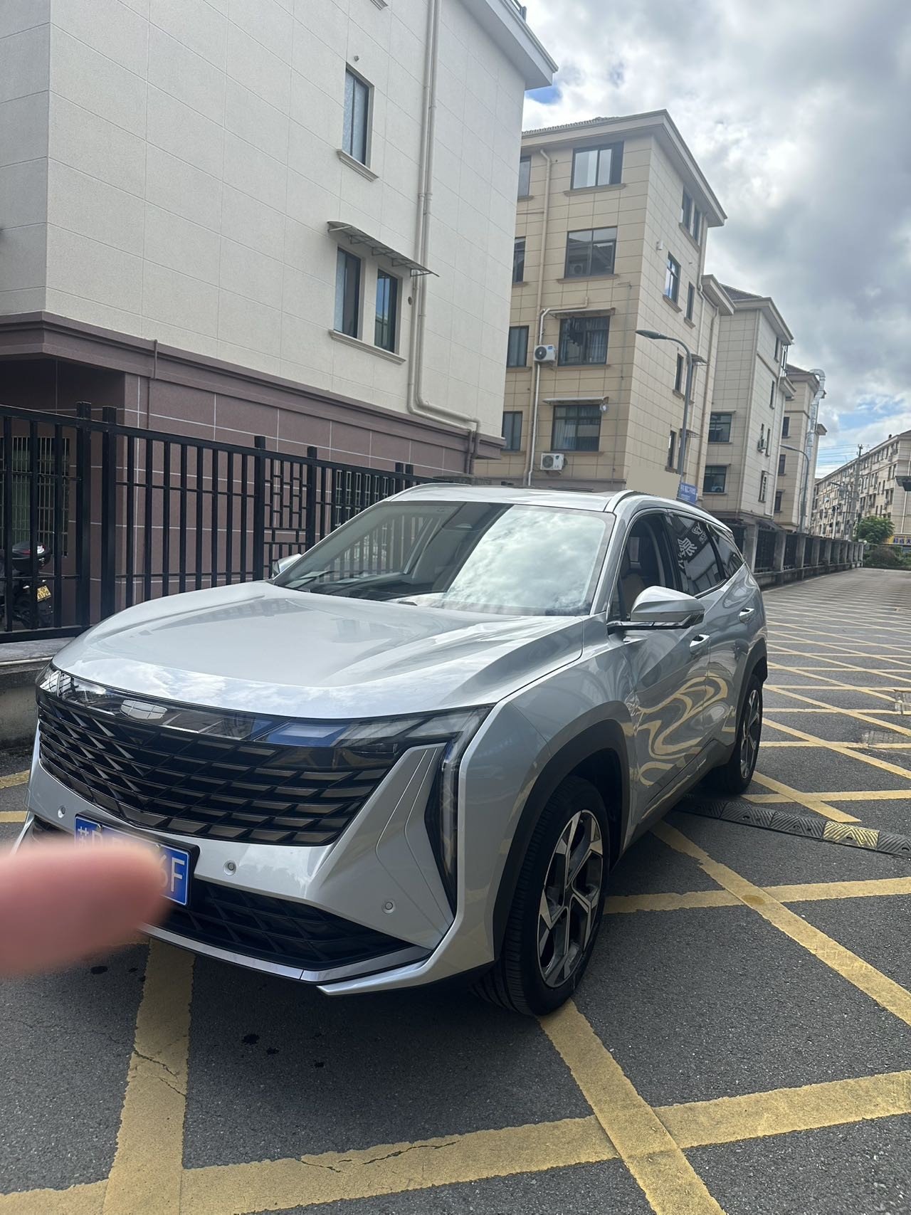 GEELY Boyue L 2023 GEELY Boyue L 2023 car image