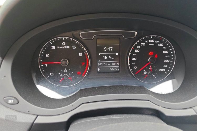 Audi Q3 2016 #14 Audi Q3 2016 car image #14