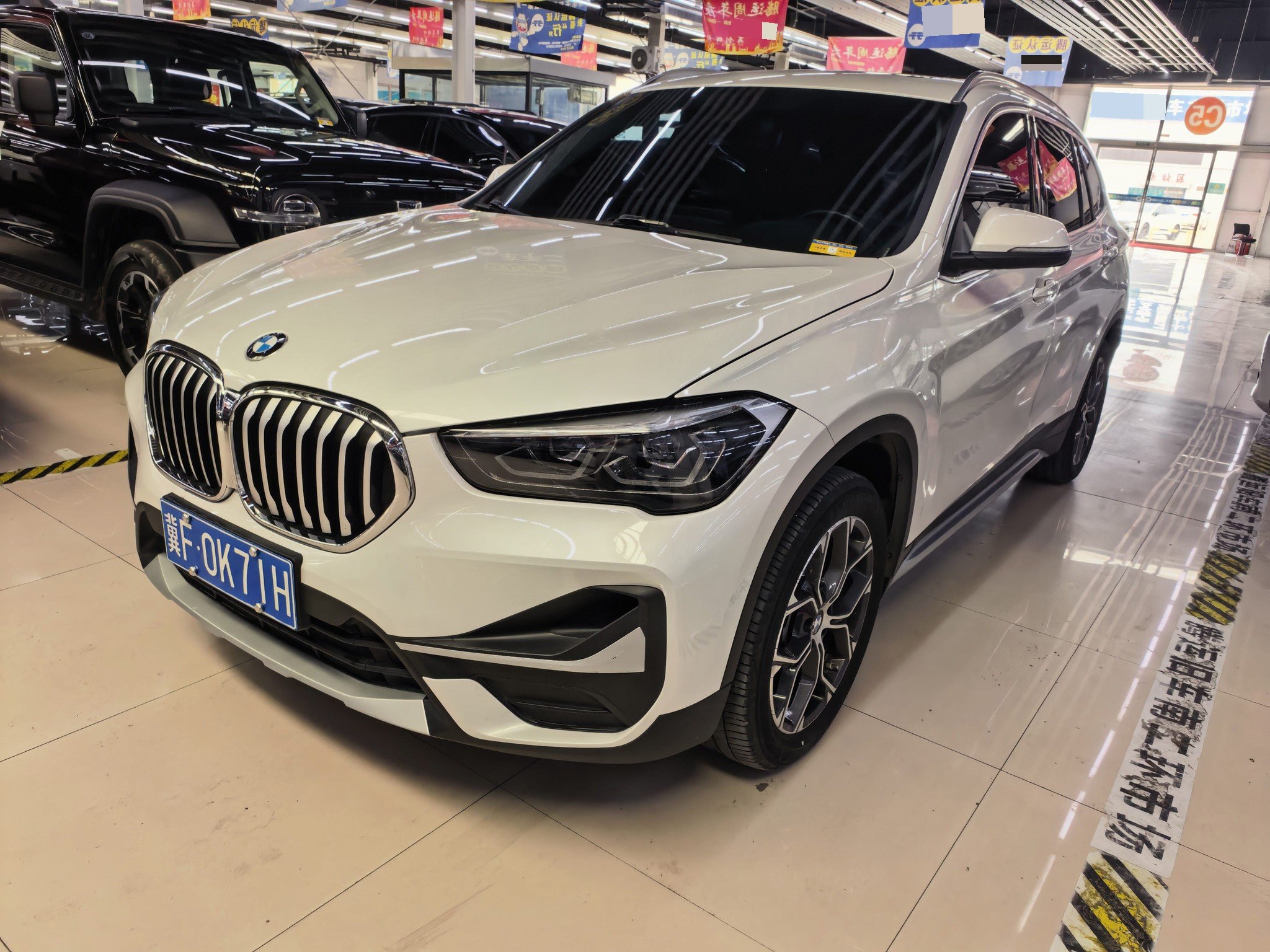 2020 immagine di auto 
