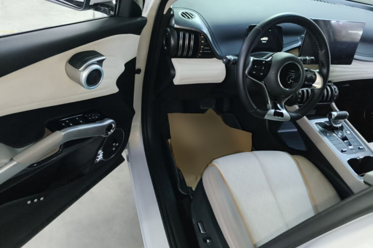 BYD Yuan Plus 2024 car image #16