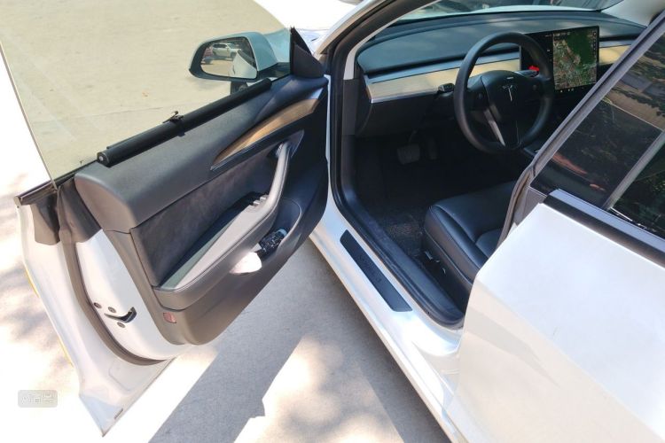 Tesla Model 3 2021 #18 Tesla Model 3 2021 car image #18