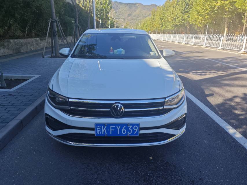 2023 immagine di auto #2
