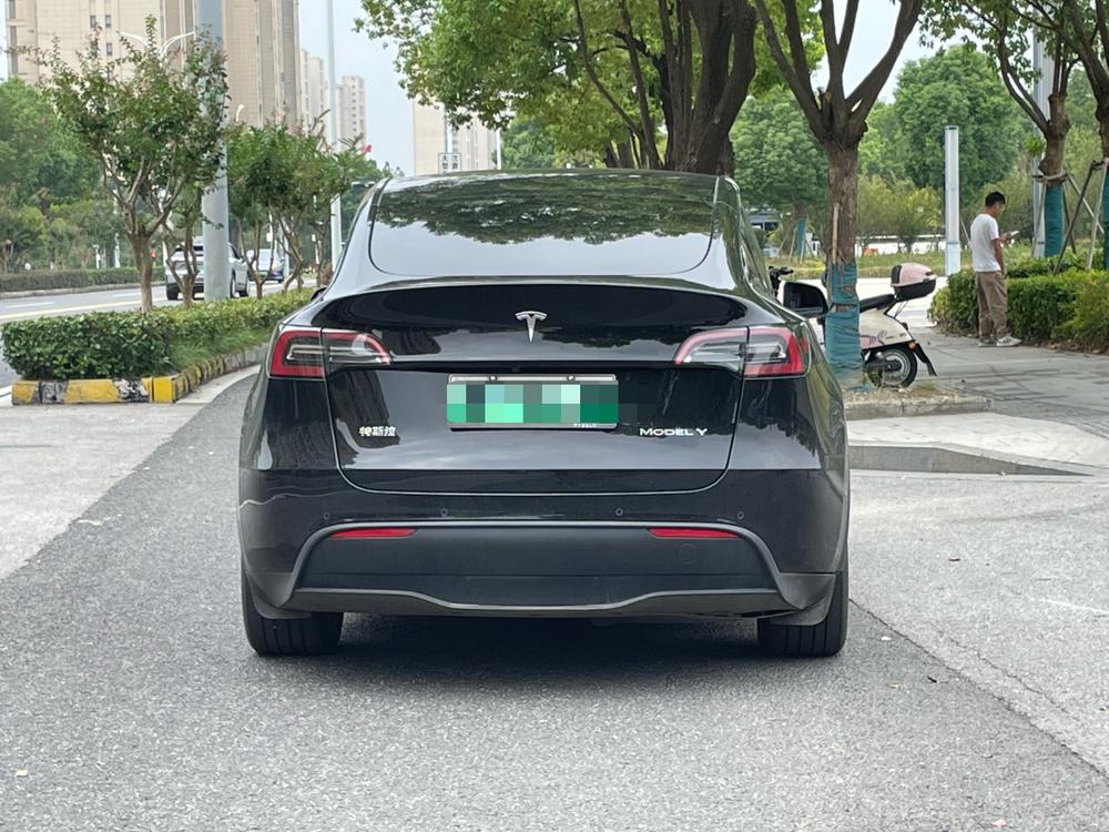 Tesla Model Y 2023 #5 Tesla Model Y 2023 immagine di auto #5