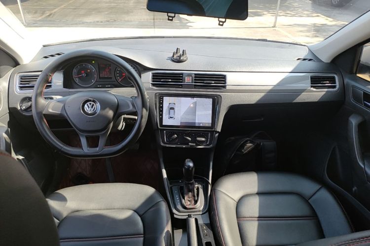 Volkswagen Santana 2021 car image #10