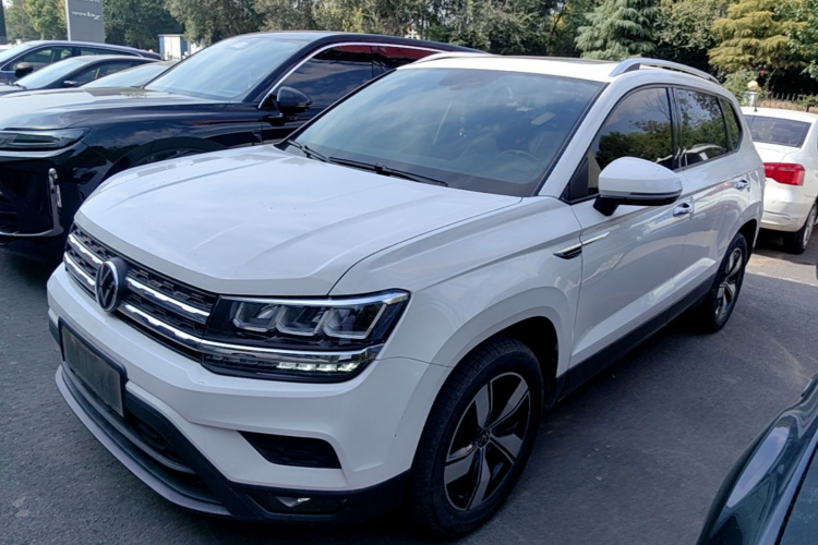 Volkswagen Tharu 2020 #2 Volkswagen Tharu 2020 изображение автомобиля #2