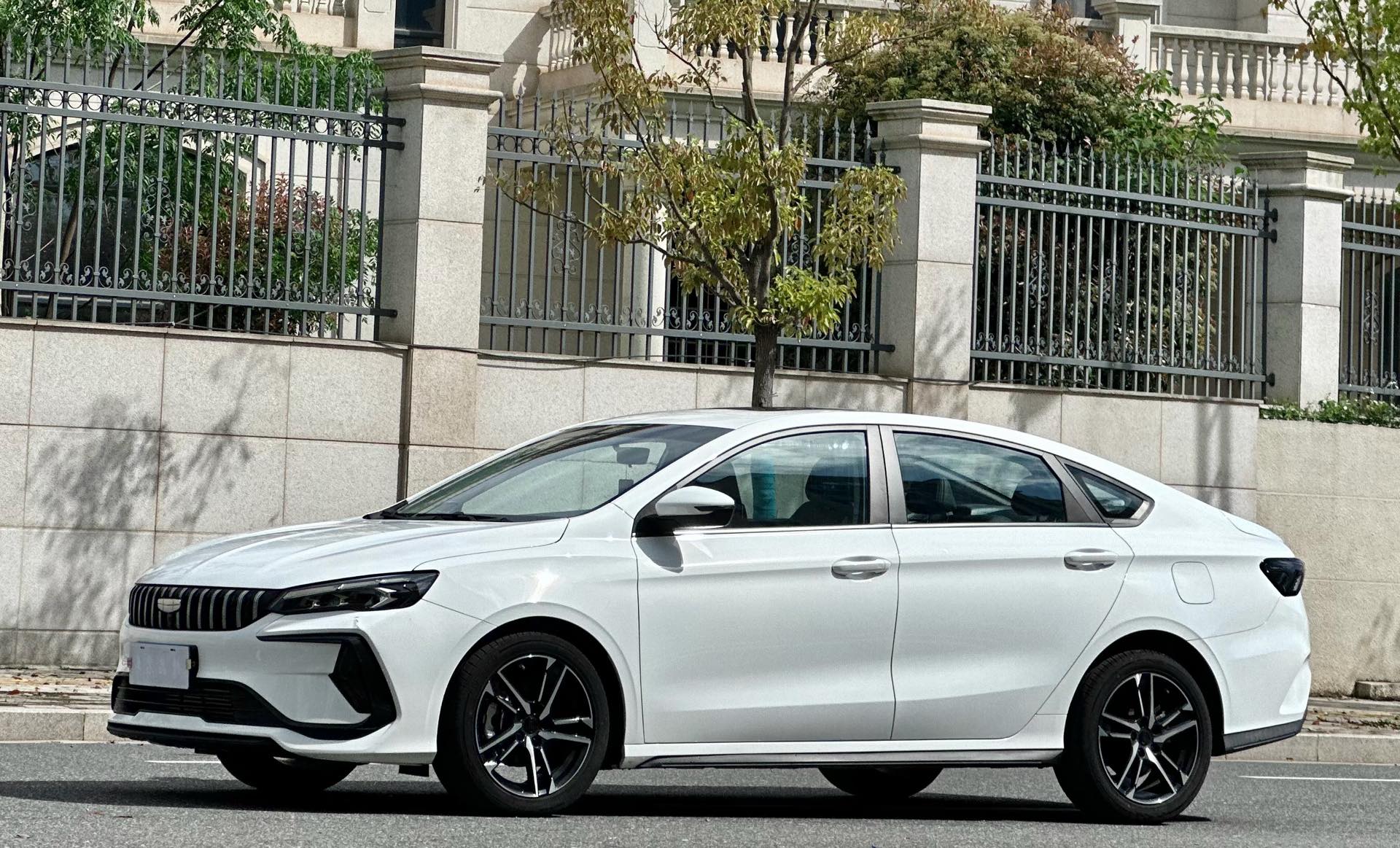 GEELY Binray 2023 GEELY Binray 2023 car image