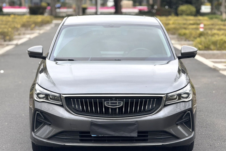 GEELY Emgrand 2022 car image #11