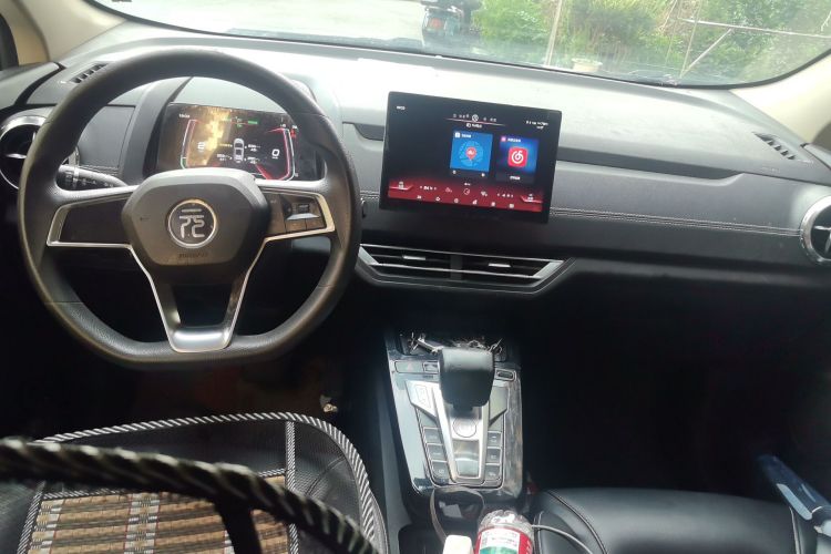 BYD Yuan New Energy 2020 imagen de coche #12