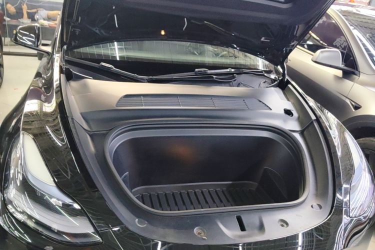 Tesla Model Y 2022 #20 Tesla Model Y 2022 car image #20