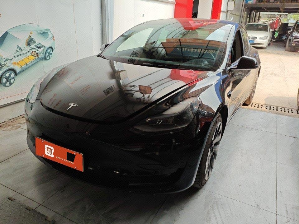 Tesla Model 3 2022 car image 