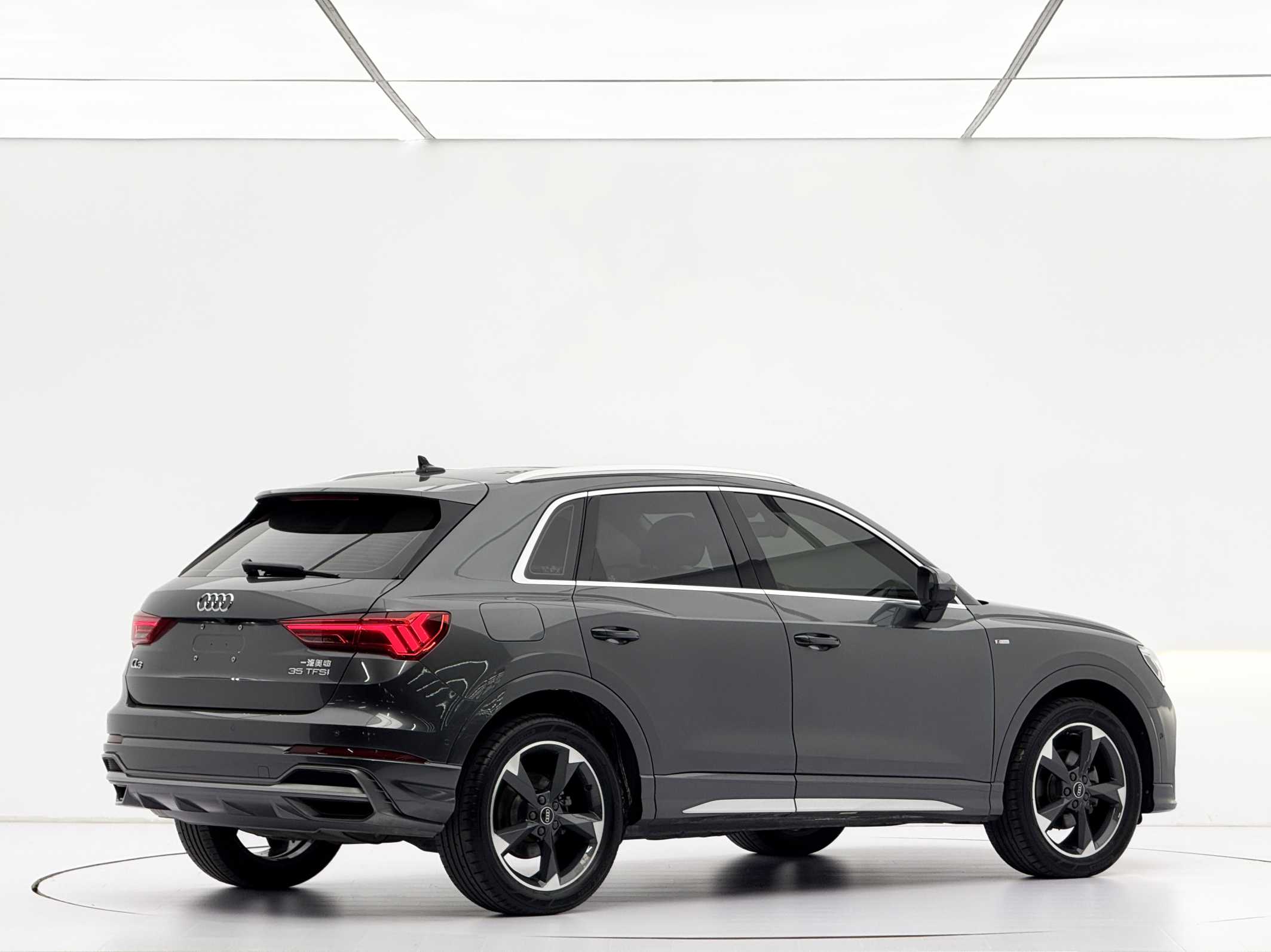 Audi Q3 2023 #5 Audi Q3 2023 car image #5