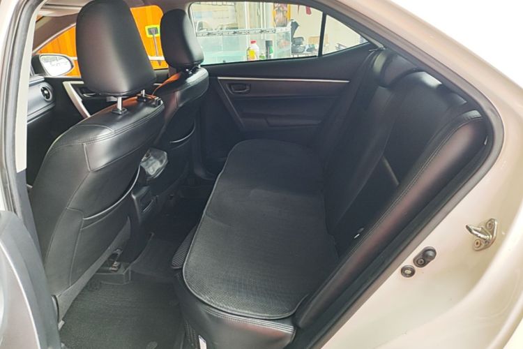 Toyota Corolla 2018 #17 Toyota Corolla 2018 car image #17