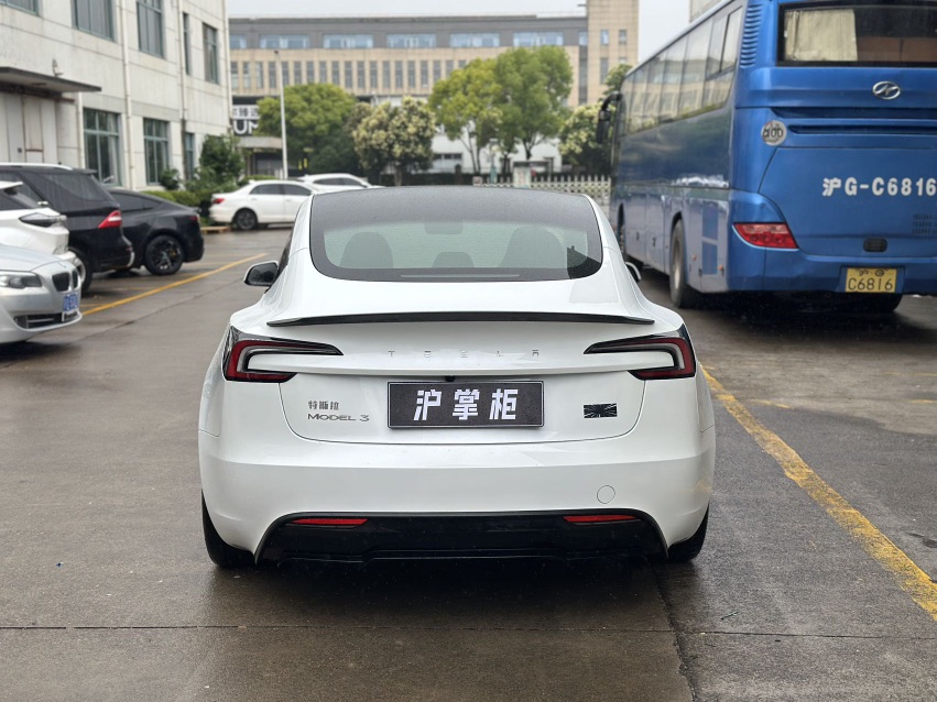 Tesla Model 3 2025 #9 Tesla Model 3 2025 car image #9