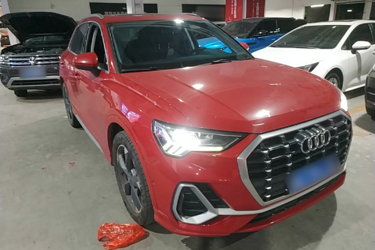Audi Q3 2021 immagine di auto #4