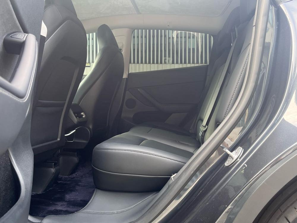Tesla Model Y 2024 #16 Tesla Model Y 2024 car image #16