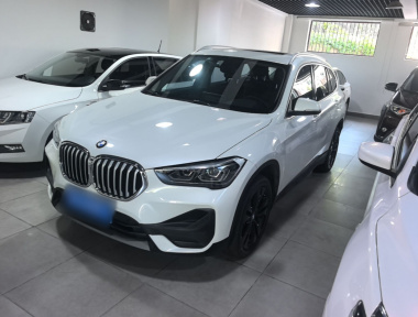 BMW X1 2020 BMW X1 2020 car image