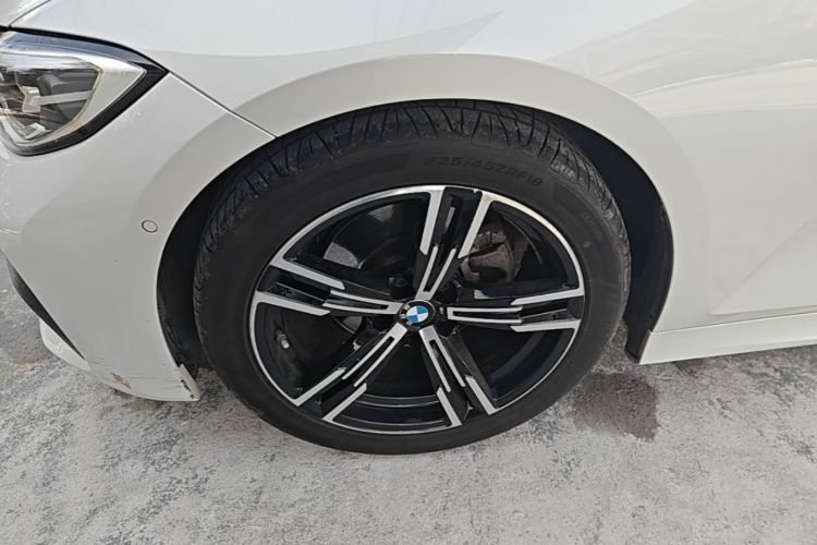BMW 3 Series 2020 #9 BMW 3 Series 2020 car image #9