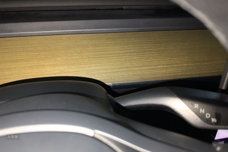 Tesla Model Y 2023 car image #16
