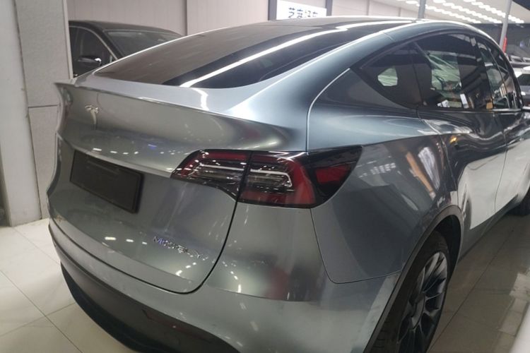 Tesla Model Y 2021 #7 Tesla Model Y 2021 car image #7