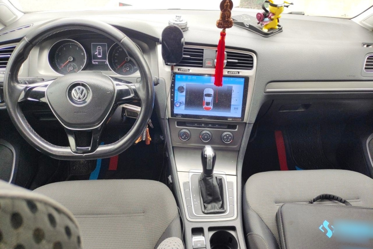 Volkswagen Golf 2016 car image #12