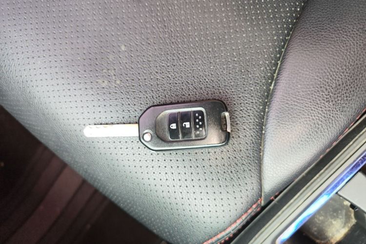 Honda CR-V 2017 car image #9