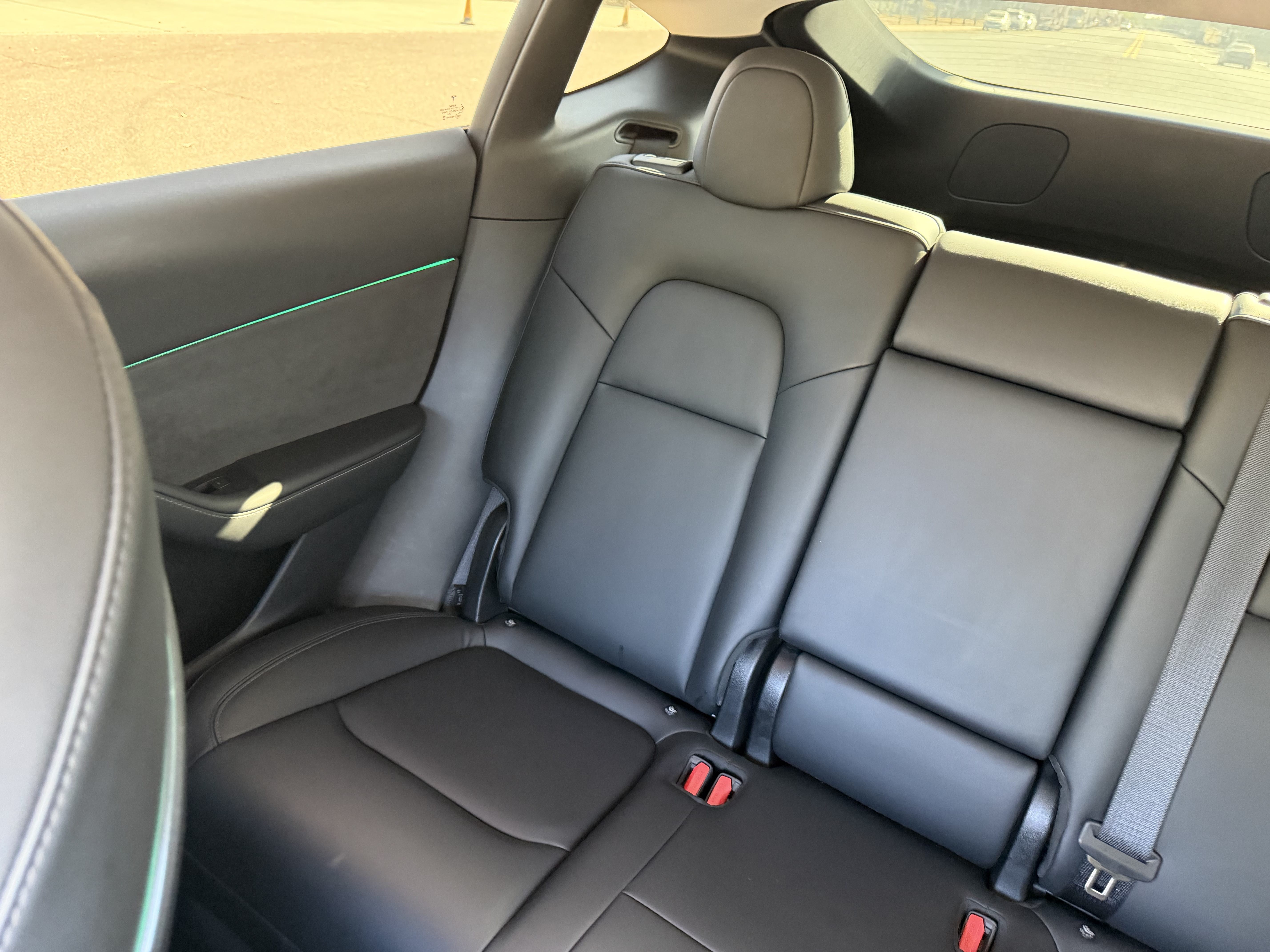 Tesla Model Y 2021 car image #15