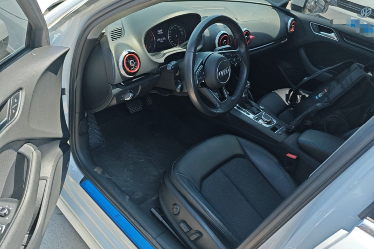 Audi A3 2020 car image #16