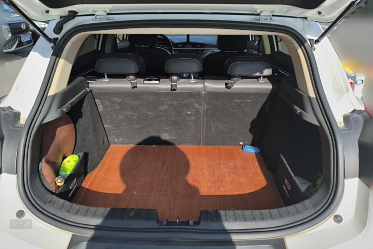 GEELY Emgrand GS 2017 car image #21