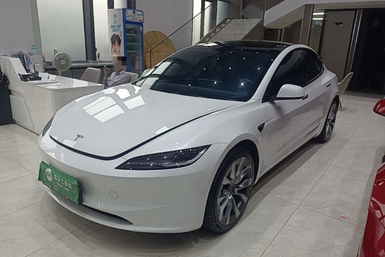 Tesla Model 3 2023 #2 Tesla Model 3 2023 car image #2