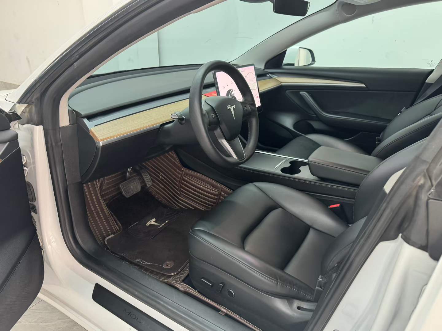 Tesla Model 3 2021 #8 Tesla Model 3 2021 car image #8