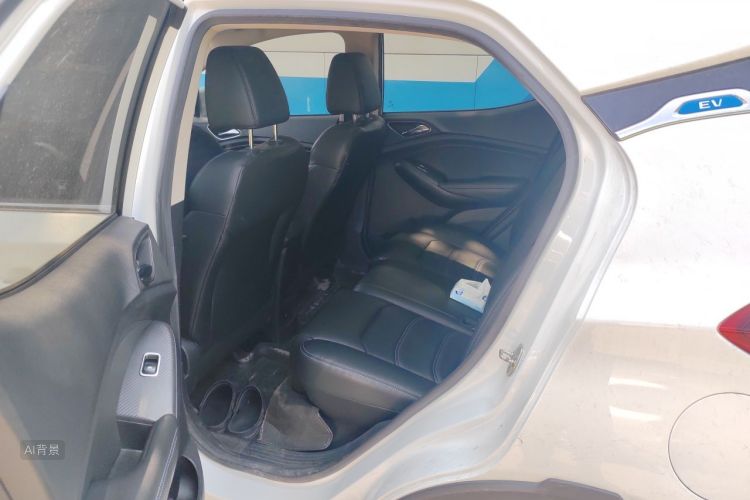 BYD Yuan New Energy 2019 immagine di auto #19