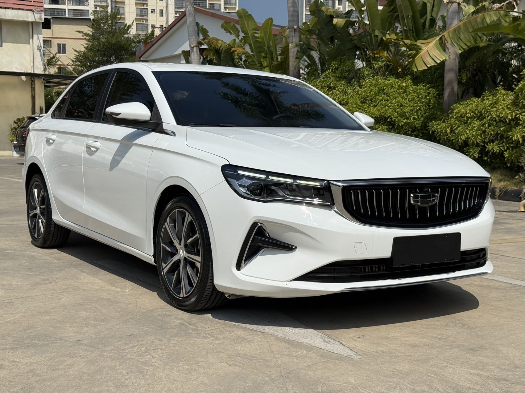 GEELY Emgrand 2023 #3 GEELY Emgrand 2023 car image #3