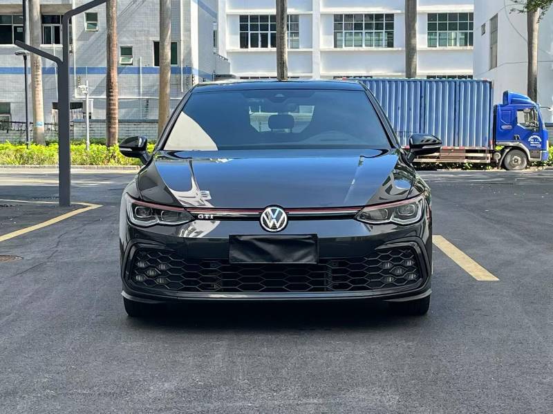 Volkswagen GolfGTI 2021 car image #2