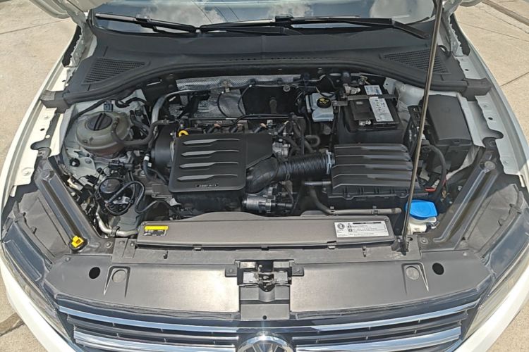 Volkswagen Bora 2019 car image #20