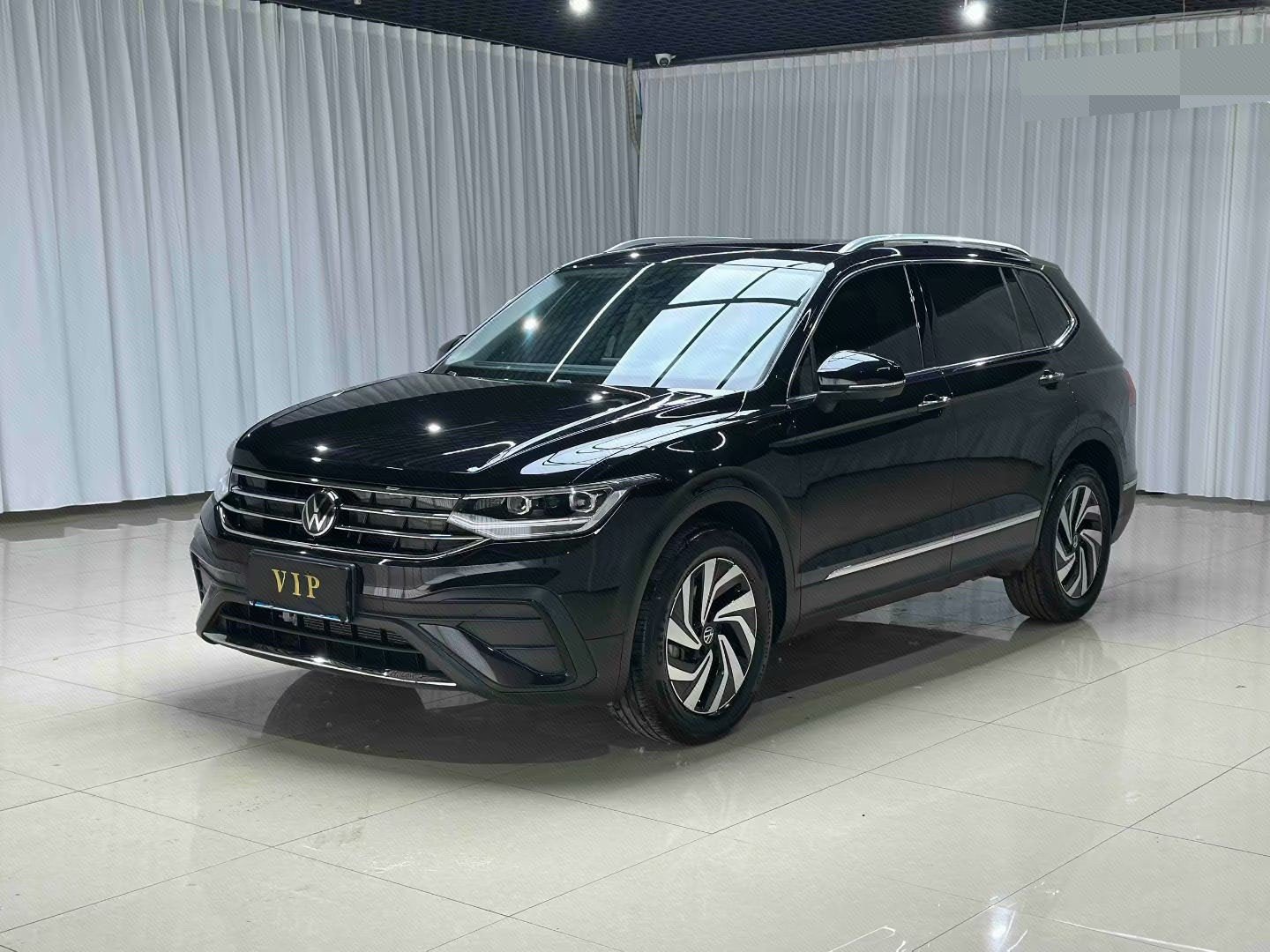 Volkswagen Tiguan L 2025 Volkswagen Tiguan L 2025 изображение автомобиля
