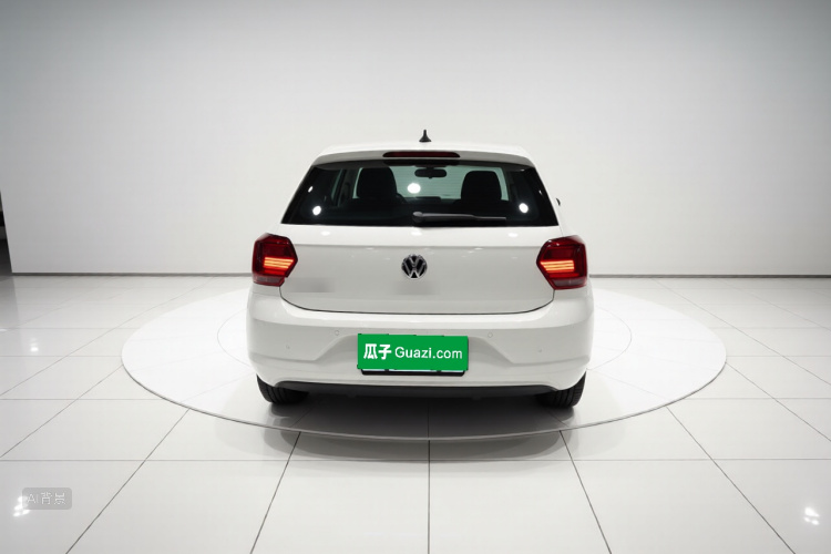 Volkswagen Polo 2022 car image #6