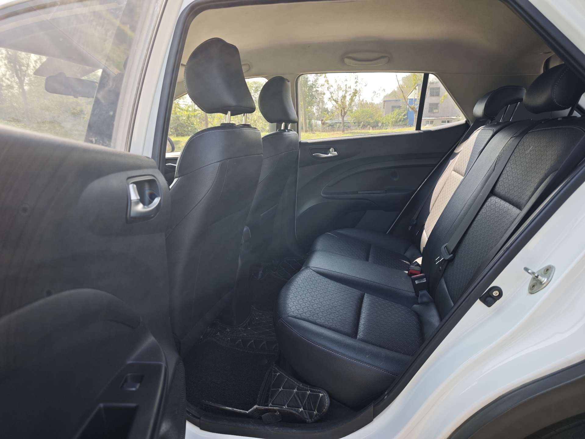 Kia KX1 2019 #6 Kia KX1 2019 صورة سيارة #6