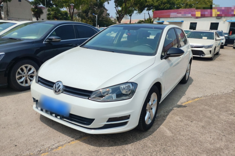 Volkswagen Golf 2017 immagine di auto #2