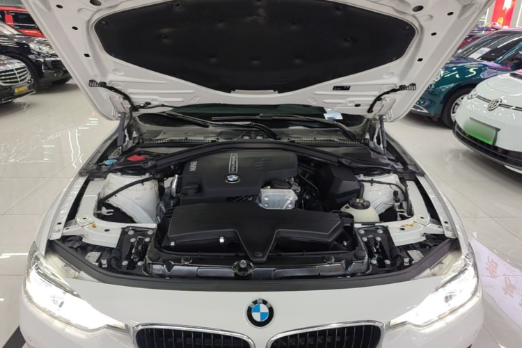 BMW 3 Series 2016 #22 BMW 3 Series 2016 car image #22