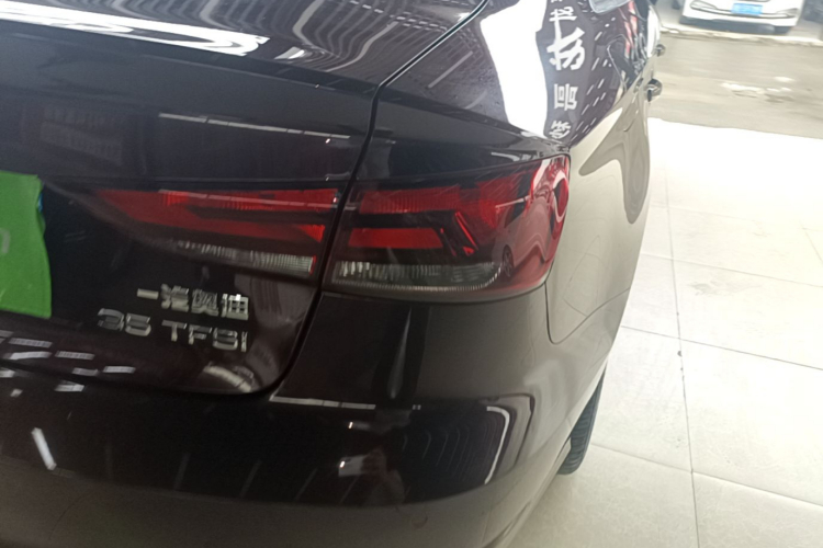 Audi A3 2017 car image #8