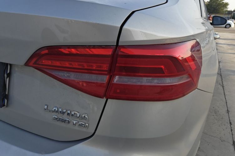 Volkswagen Lavida 2020 car image #8