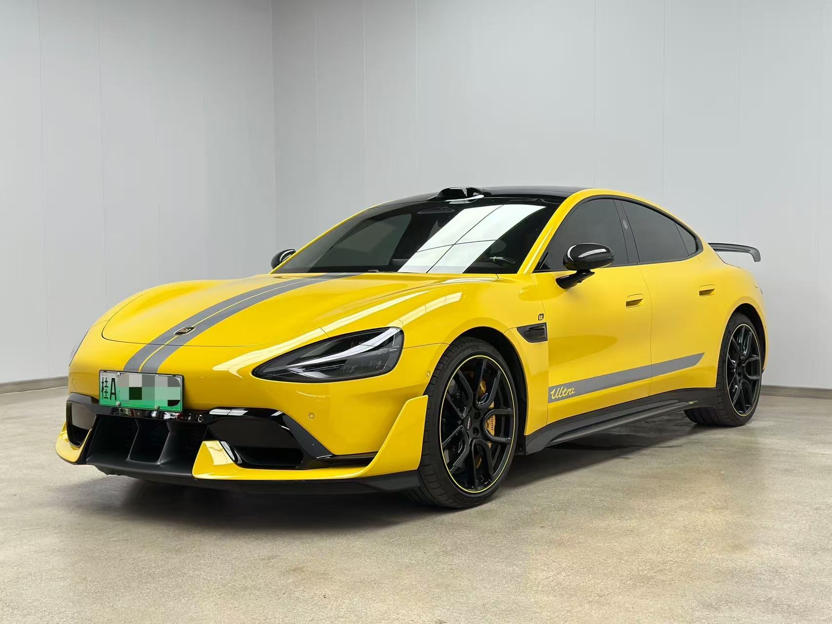 MI SU7 Ultra 2025 car image 