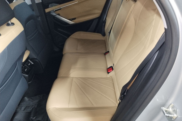 GEELY Boyue L 2023 imagem de carro #13