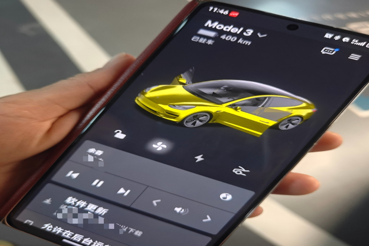 Tesla Model 3 2023 car image #11