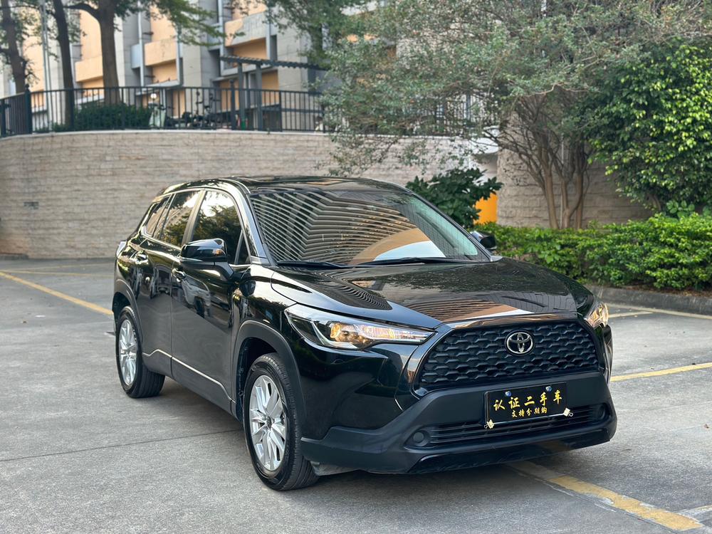 Toyota Corolla Cross 2023 изображение автомобиля #3
