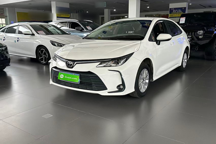 Toyota Corolla 2024 #2 Toyota Corolla 2024 immagine di auto #2
