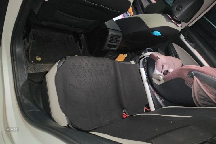 Volkswagen Golf 2021 car image #19