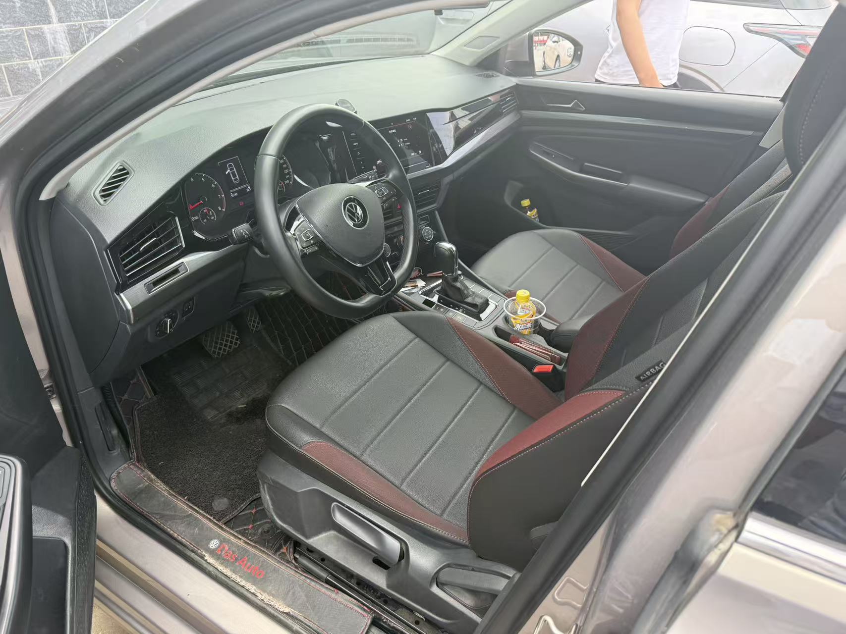 Volkswagen Bora 2022 car image #4