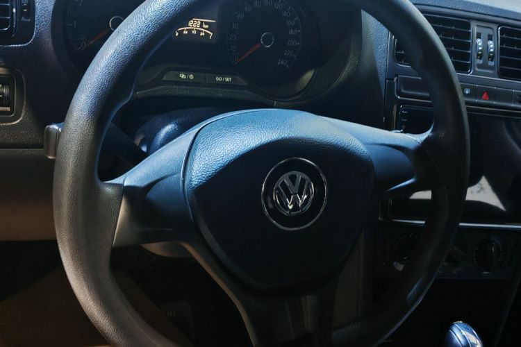 Volkswagen Polo 2018 car image #6